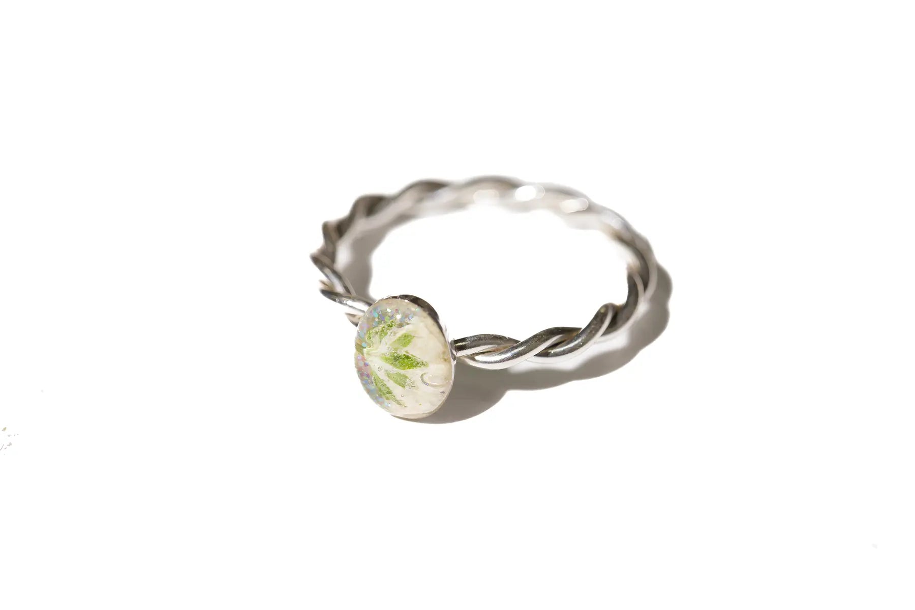 Twisted 8x6mm Oval (Portrait) Silver