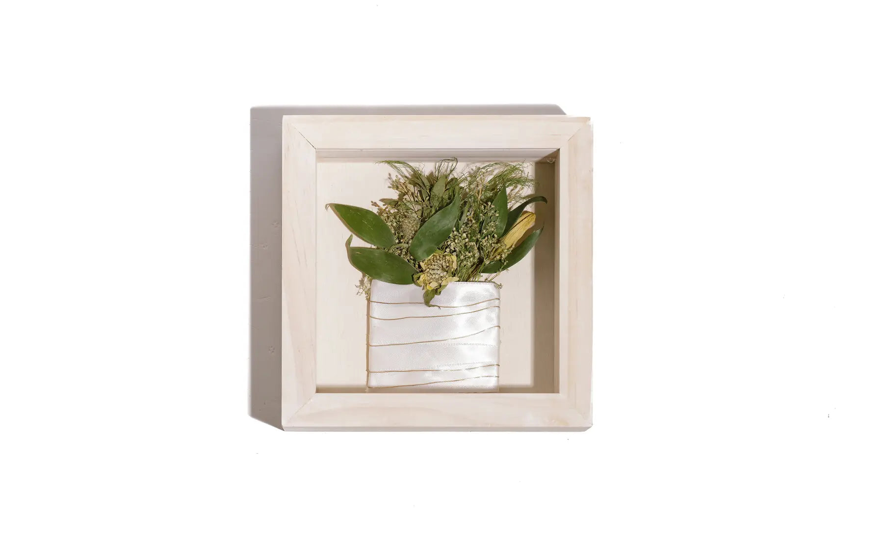 Boutonniere Box